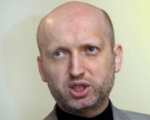 БЮТ попросить Пшонку відпустити Тимошенко закордон