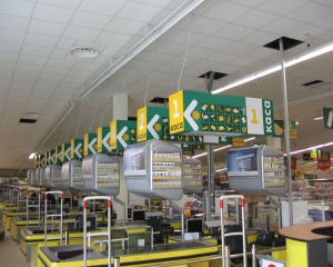 Столичний супермаркет заплатить 435 гривень за отруєння 38 людей