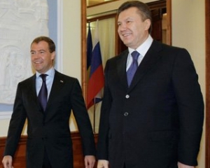 Янукович и Медведев поговорили о знаковом событии