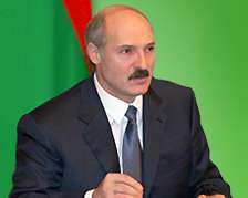 Белорусские хакеры сорвали сайт Лукашенко за то, что &quot;прос*ал такую страну!&quot;