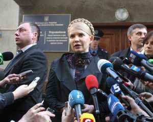Тимошенко назвала Пшонку &quot;генпрокурором в бігах&quot;