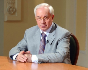 Азаров разрешил критиковать правительство