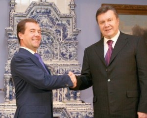 Рада защитила &quot;харьковские соглашения&quot; Януковича-Медведева