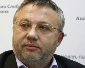Валютні кредити збільшили б ВВП України до 12% - експерт