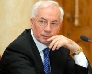 Найближчим часом тарифи на газ підвищуватися не будуть - Азаров