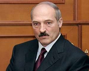 Захід і Америка тримають Україну на короткому повідку - Лукашенко