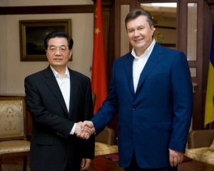 Янукович рассчитывает на большие китайские деньги