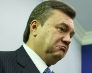 Янукович поскаржився, що йому немає спокою ні вночі, ні вдень