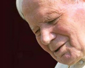 В Киев привезли волосы и шапочку Иоанна Павла II