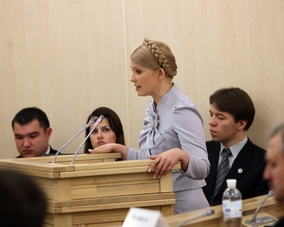 Захист Тимошенко просить перенести справу до 24 липня