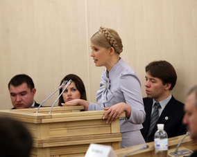 Защита Тимошенко просит перенести дело до 24 июля