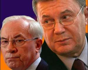 Янукович не збирається відправляти Азарова у відставку - ЗМІ