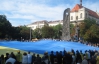 Найбільший у світі синьо-жовтий прапор розгорнули у Львові