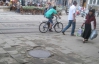 Тротуари у центрі Львова шокують туристів та львів'ян