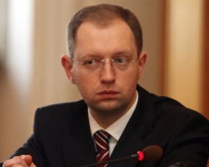 Яценюк хочет через ВР обеспечить справедливый суд над Тимошенко и Луценко