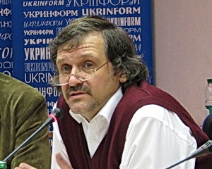 Націонал-демократам радять не ігнорувати Тимошенко і Яценюка