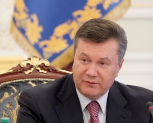 Янукович назвал решения Евросуда бумажкой