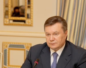 Янукович приказал Тигипко легализировать зарплаты