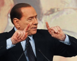 Врач разрешил Берлускони заниматься сексом шесть раз в неделю