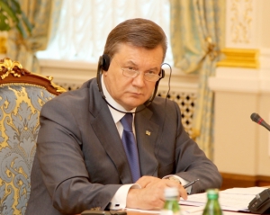 Янукович запропонував журналістам поганятися за його онуком