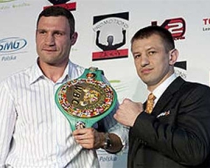 Виталий Кличко и Адамек запустили сайт, посвященный сентябрьскому бою