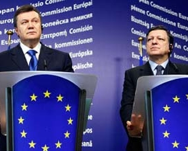 Янукович восени полетить до Брюсселя за політичними домовленостями