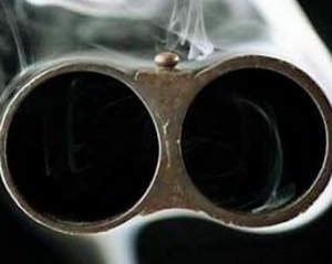 У Києві розстріляли автомобіль журналіста "Обозревателя"
