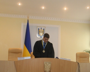 Суддя Кірєєв вигнав адвоката Тимошенко