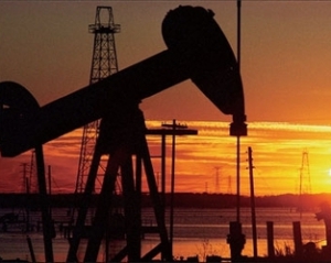 Ціни на нафту продовжують зростати, незважаючи на всі прогнози