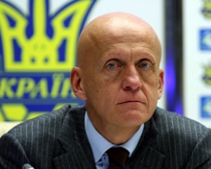 В декабре Коллина определит арбитров Евро-2012