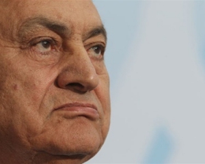 Хосні Мубарак відмовився від їжі