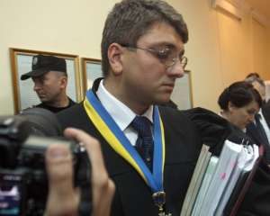 Прокуроры вновь грозят Тимошенко арестом