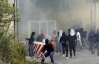 Люди в масках атакували базу НАТО в Косово і спалили КПП