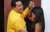 Чавес затанцевал для своей страны на балконе