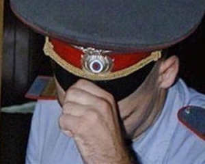 В Харькове охранник СИЗО приносил заключенным наркотики