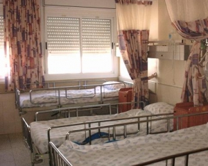 У київських лікарнях поменшає місць для хворих