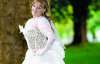 Художница изготовила свадебное платье из надувных шариков