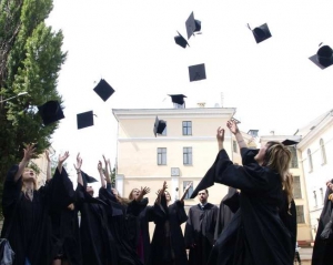 Выпускники Могилянки хотят выкупить университет у государства