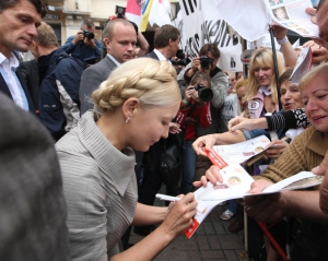 Тимошенко не зрозуміла російської і вимагає перекладача для Азарова