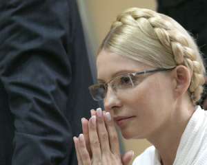 Тимошенко повезли в СИЗО