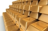 Цена на золото упала после подъема до очередного рекорда