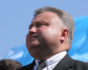 П'яного "регіонала" Калашникова облили водою на Хрещатику