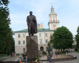 На Львівщині люди не хочуть працювати у Партії регіонів