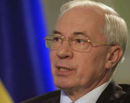 Азаров заявил, что из-за России в Украине может стать меньше валютных запасов