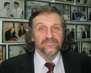 "Регіонал" Тігіпко послабить позиції Табачника - політолог