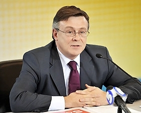 "Регионал" об акциях оппозиции: "Мы показываем себя как группу племен"