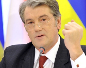 Ющенко говорит, что газовые переговоры с Россией сорвала Тимошенко