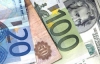 В Україні стабілізувався курс євро, долар продають по 8 гривень