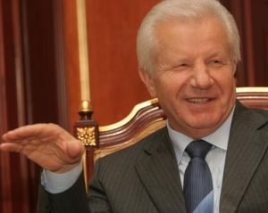 Мороз: Тимошенко и Луценко никакие не оппозиционеры, а под судом протестуют "бомжи"
