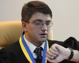 Тимошенко рассмешила судью Киреева